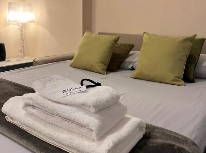 Trastevere Railway Station Apartment